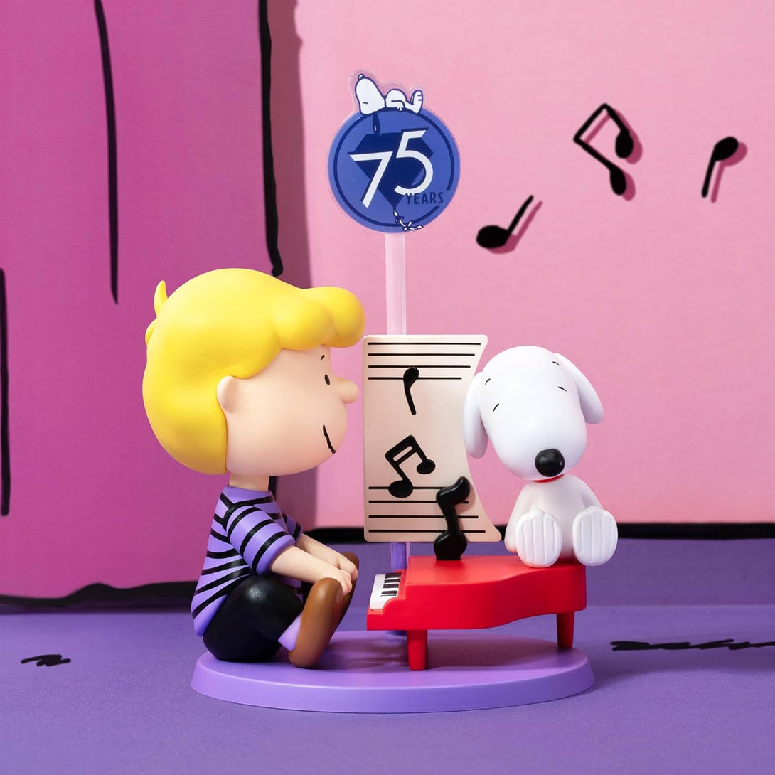 POP MART Peanuts 75th Anniversary Snoopy Comic Life Series Blind Box Figures, Random Design Action Figures Collectible Toys Home Decorations, Holiday Birthday Gifts for Girls and Boys, Single Box - CC72Toy